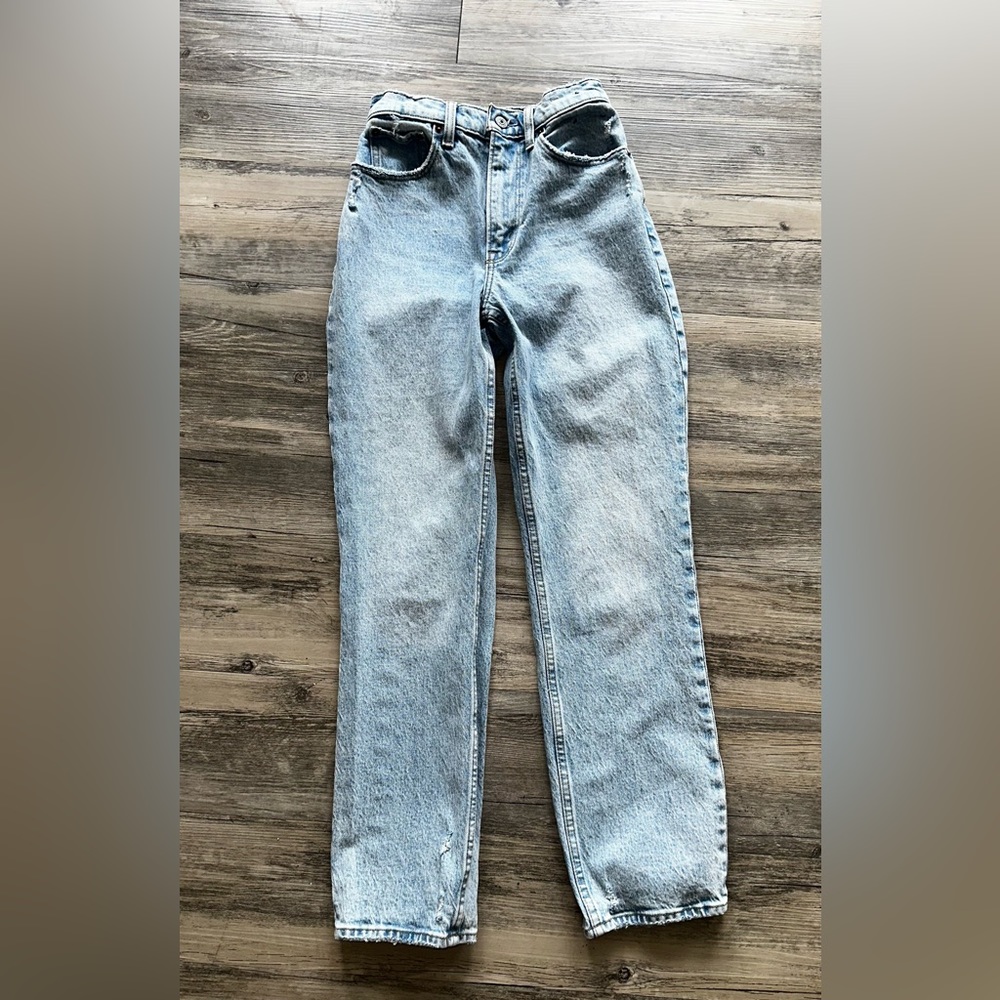 Abercrombie&Fitch Curve Love Ultra High Rise 90s Straight Jean size 23/000s - Picture 4 of 6
